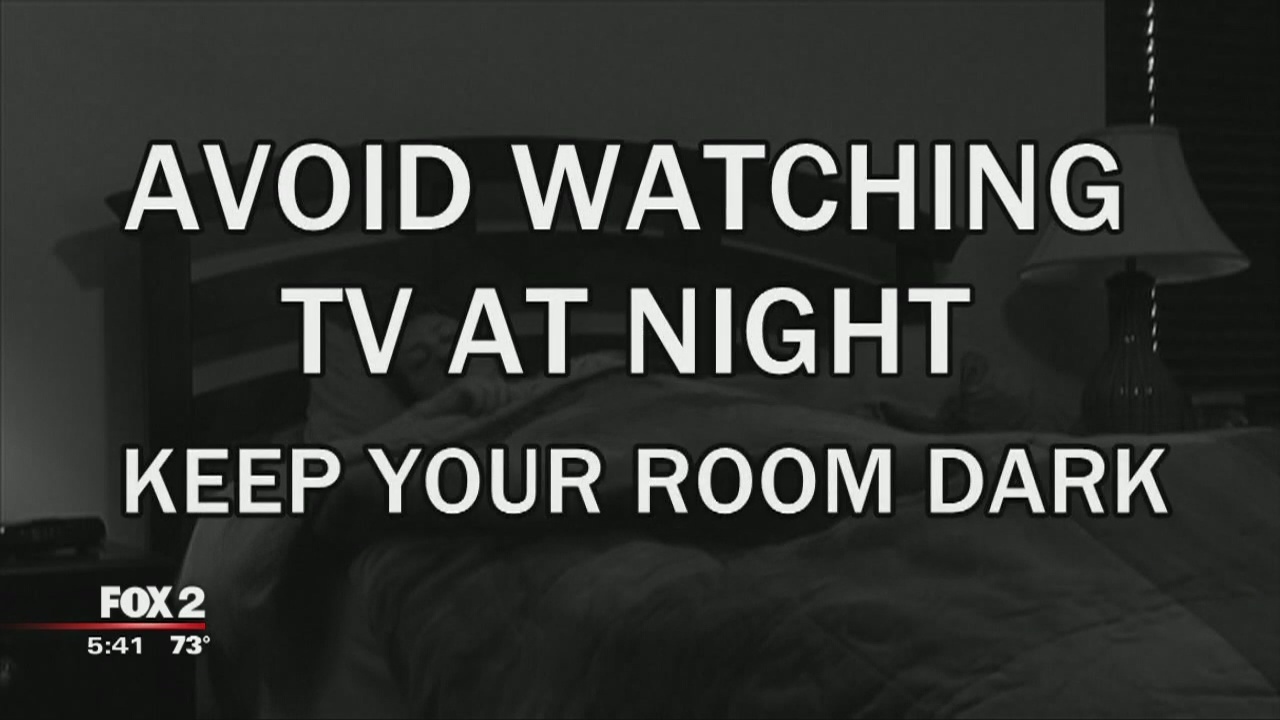 Study: Turn off your TV before going to bed if you want to stay healthy