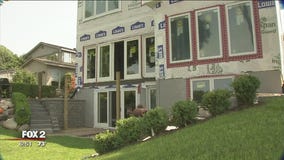 Hall of Shame at 10pm: Big-time building bamboozlers