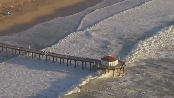 High surf causes flooding in Orange County