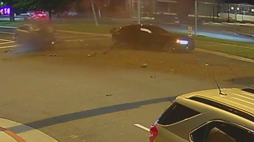 Driver suspected of DUI in Glendale crash | FOX 11 Los Angeles