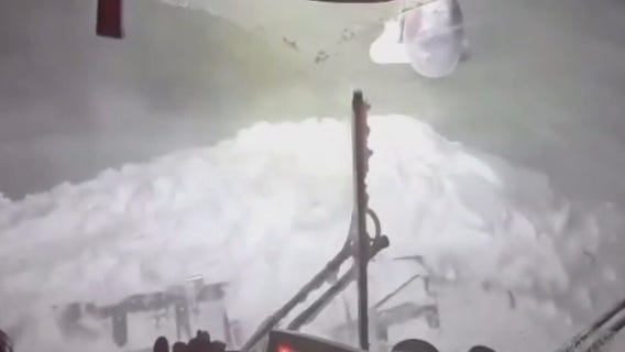 Man dies in Palisades Tahoe avalanche