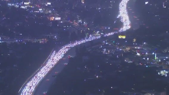 Single-vehicle crash snarls traffic on 10 Fwy