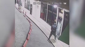 Sherman Oaks restaurant broken into