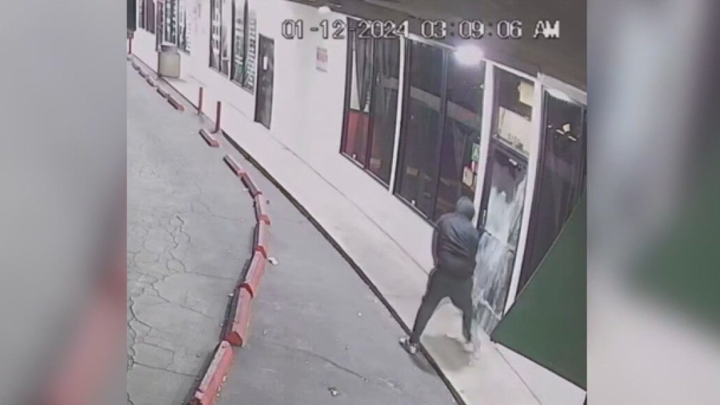 Sherman Oaks restaurant broken into