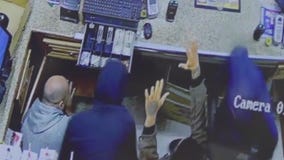 Anaheim liquor store robbed overnight