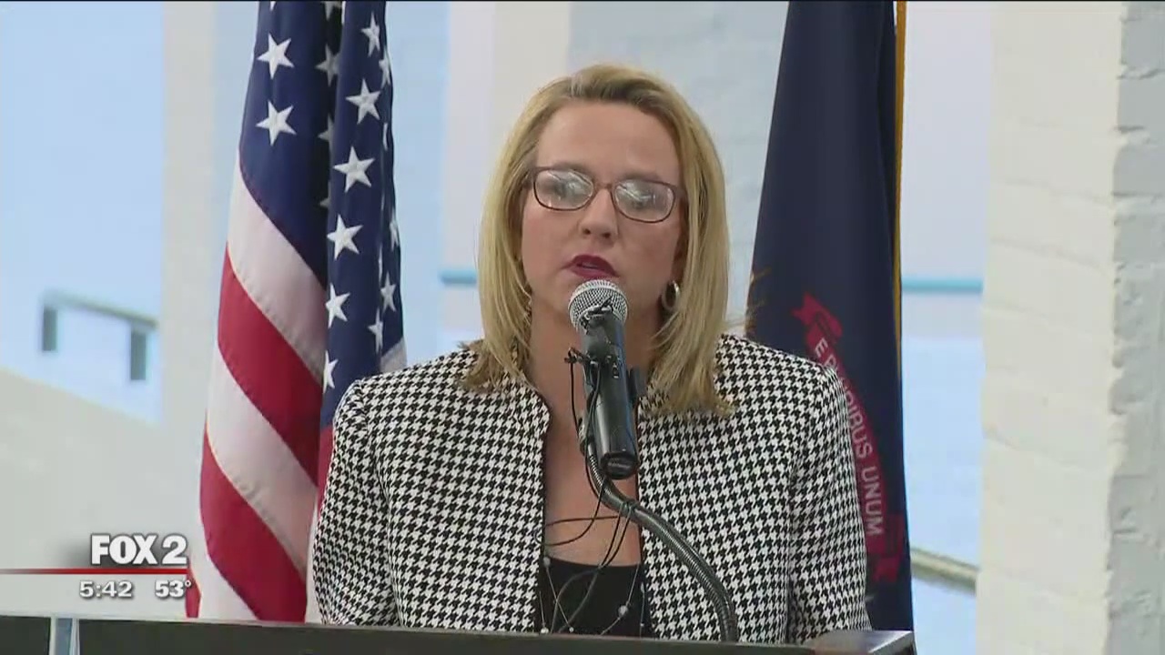 Oakland County health officials, school superintendents coalescing to tackling teen vaping