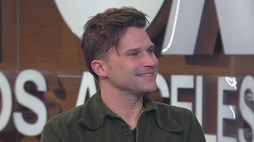 Proper bar etiquette