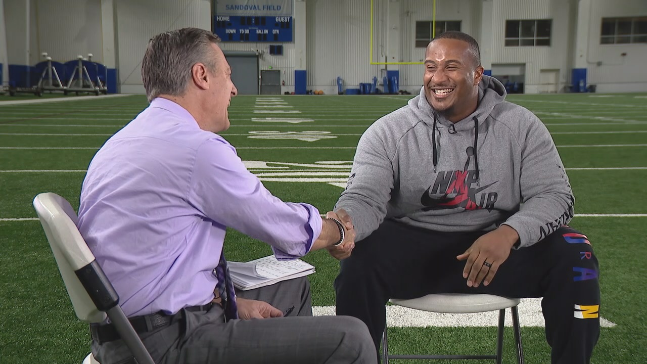 Miller goes one-on-one with Mike Daniels