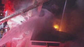 Fire destroys El Segundo building