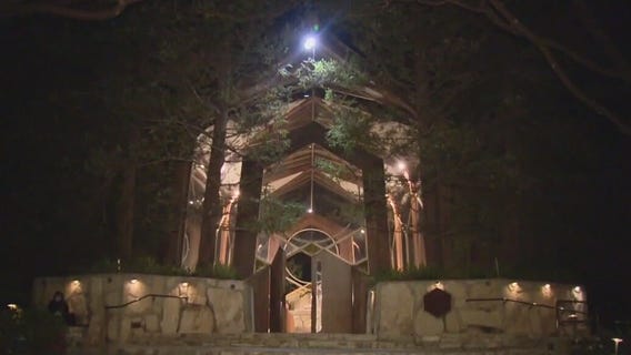 Wayfarers Chapel shuts down, shocking couples