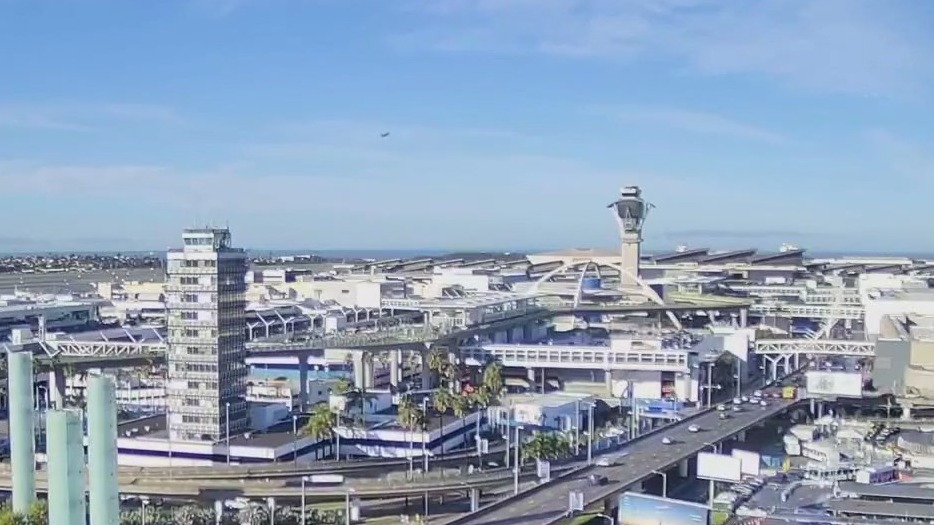 LAX flight diverted in Chicago amid 'security issue'