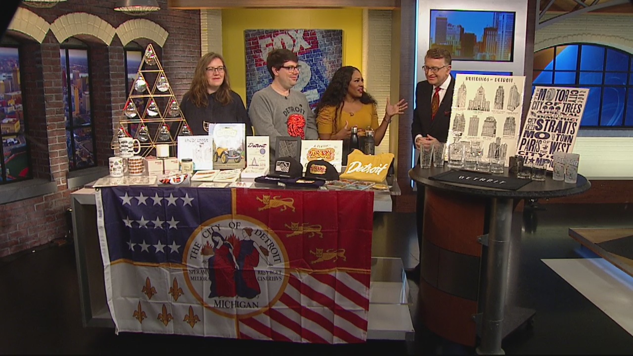 Holiday Gifts with City Bird and Nest