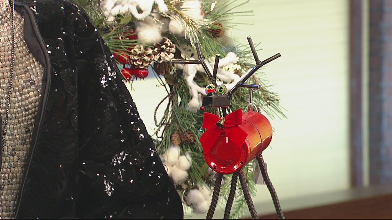 Merry & Bright Shopping Night