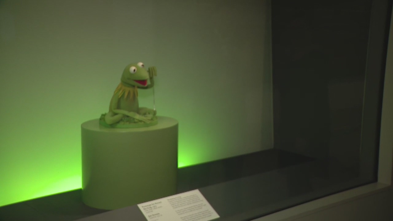 A look at the new puppet display at the DIA