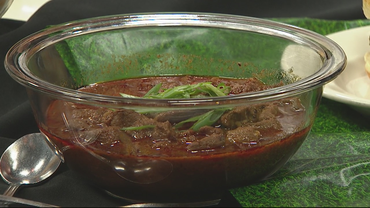 Top Sirloin Super Bowl Chili