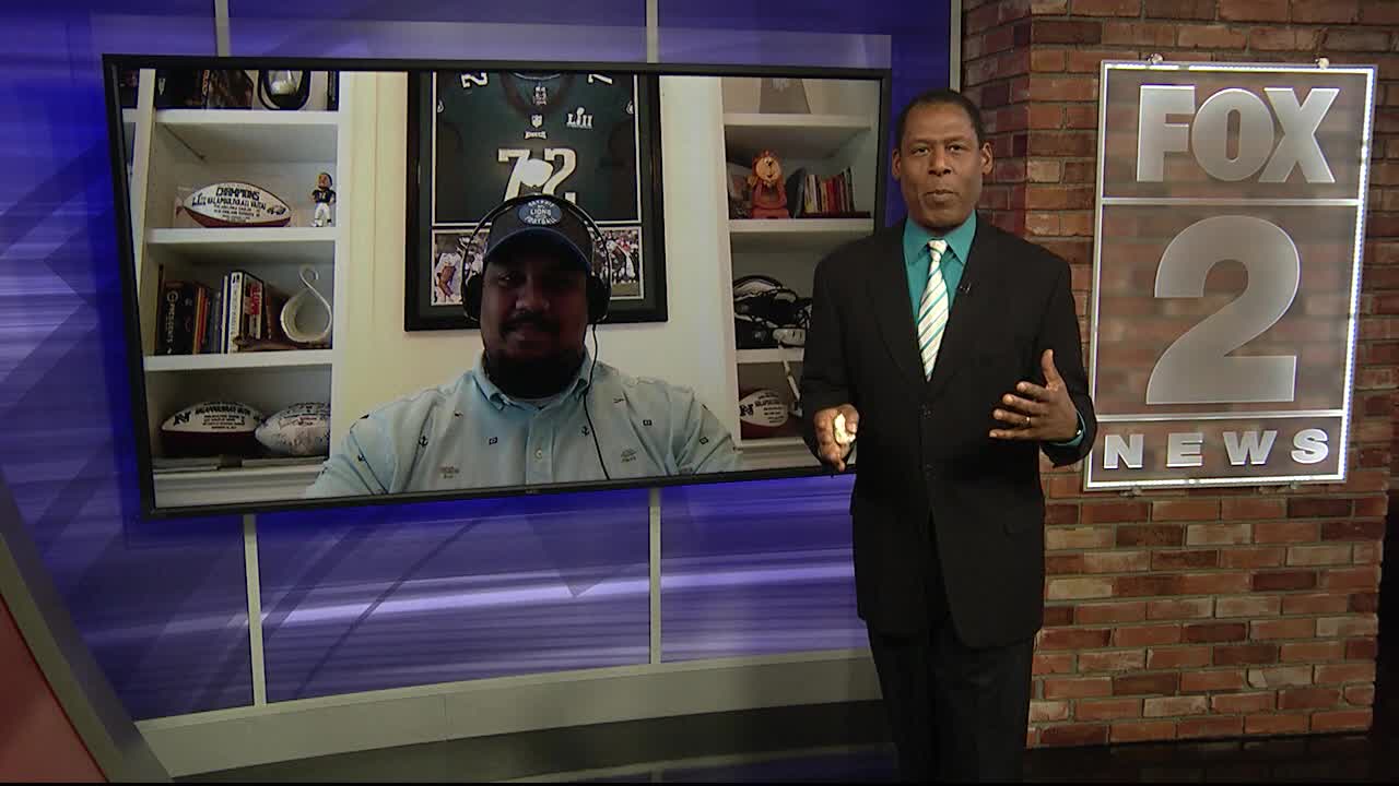 WATCH - Wood Woodriffe spends some time with new Lions offensive lineman "Big V"