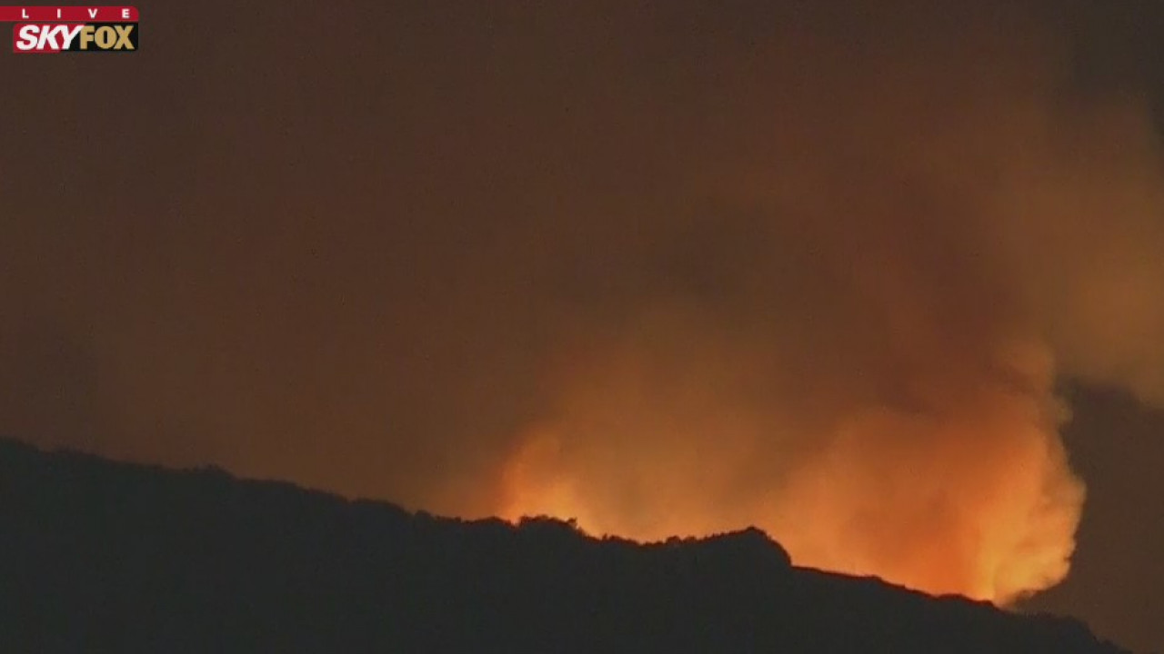 Brush fire sparks in San Dimas