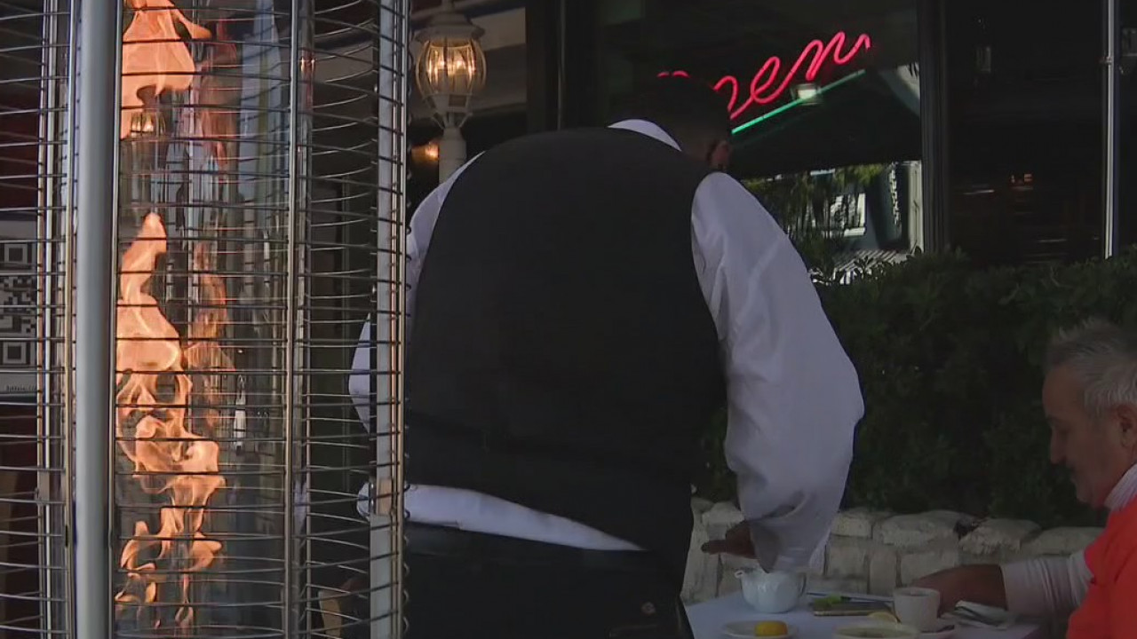 Bitter cold burden on businesses amid pandemic