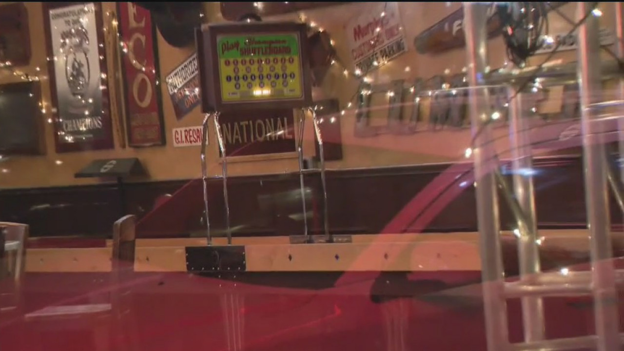 Los Angeles County to issue curfew on nonessential businesses