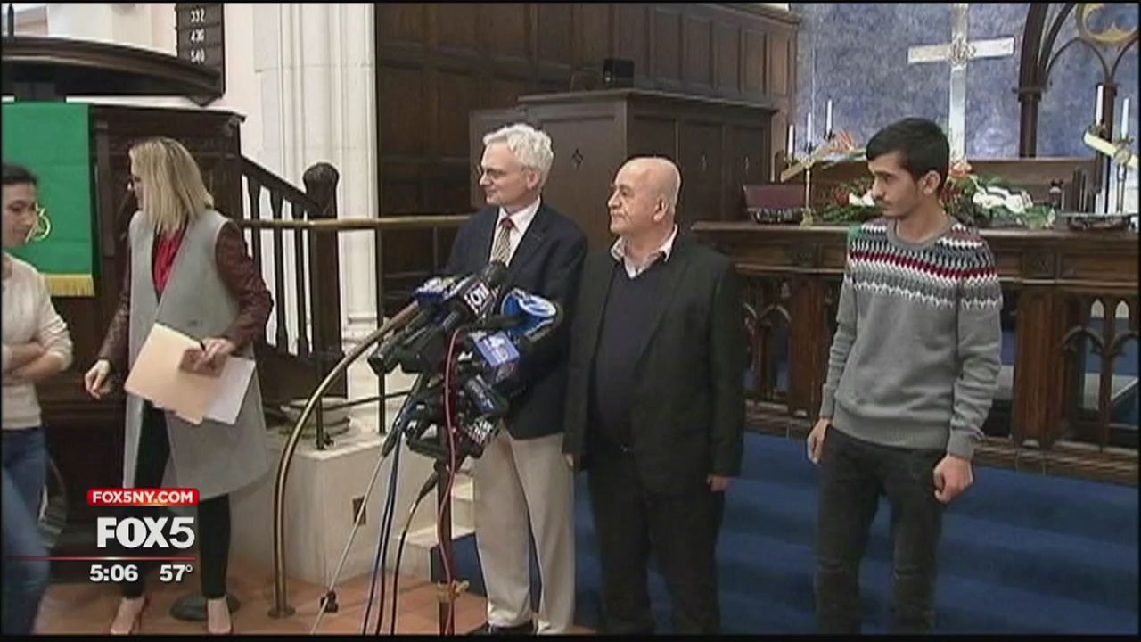 Syrian family arrives