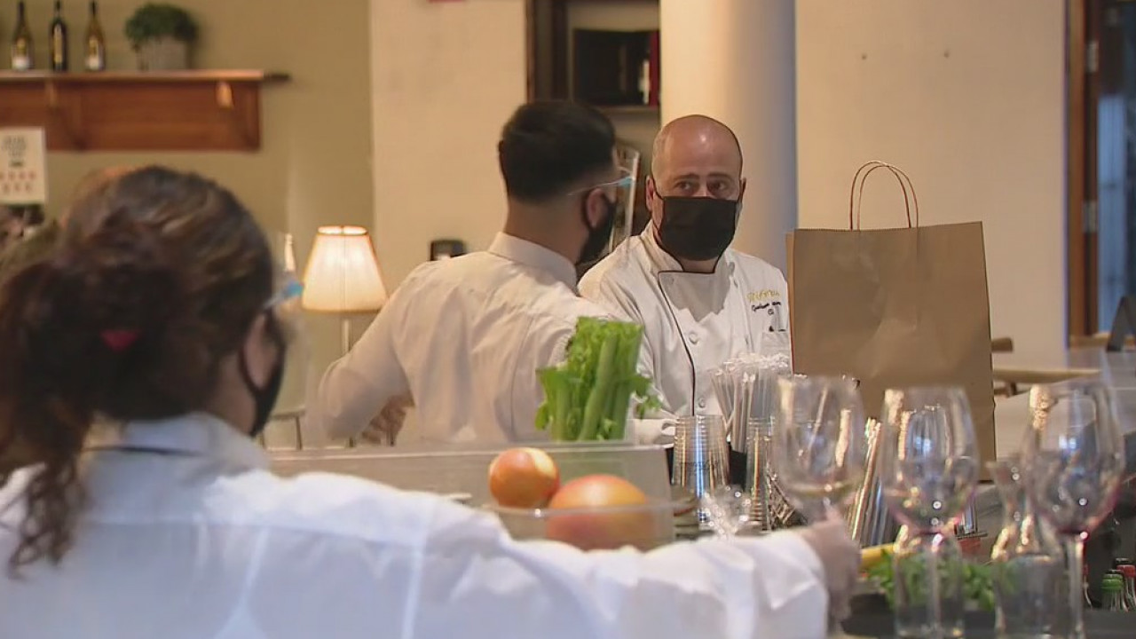 Beverly Hills city leaders vote against LA County's restaurant ban