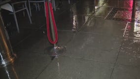 Rain not bothering Pasadena diners eating under tented areas