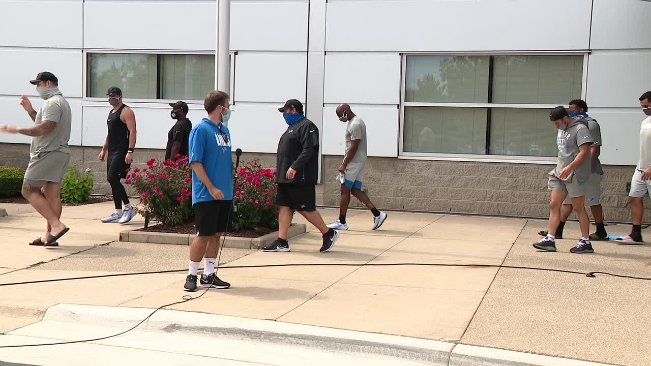 WATCH - Lions cancel practice to protest Blake shooting
