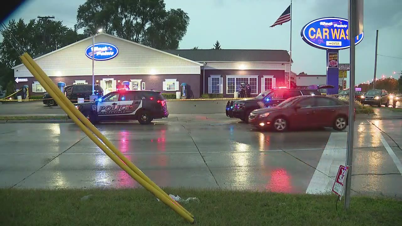 One suspect dead after robbery attempt in Roseville spirals into shootout