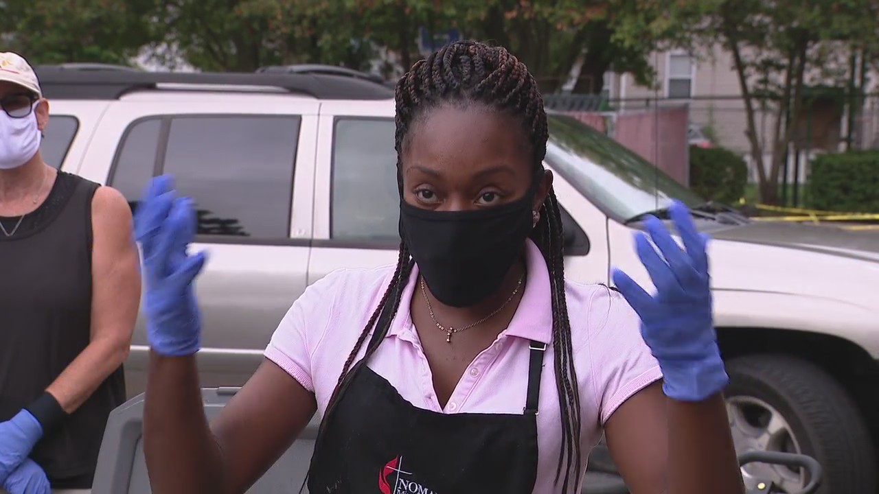 Food pantries co-opt leftover food by diverting it from landfills to pantries