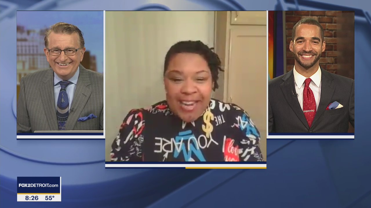 Comedian Crystal P teaching children and adults to bake through zoom