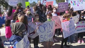 Parents, students rally in West LA demanding for schools to reopen