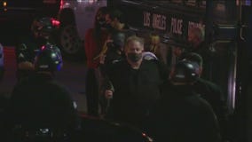 Day 2 Echo Park protest: LAPD making arrests after activists reject plan to clear homeless encampment