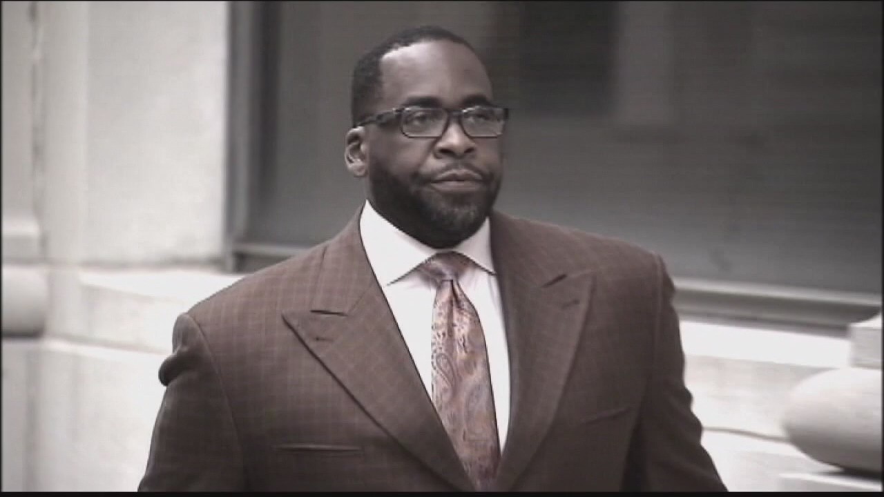Family of Kilpatrick says former mayor to be released over health concerns