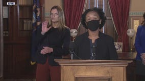 Thanksgiving looms over Michigan as COVID-19 climbs