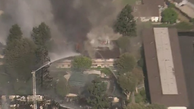 Firefighters battle large blaze in Upland