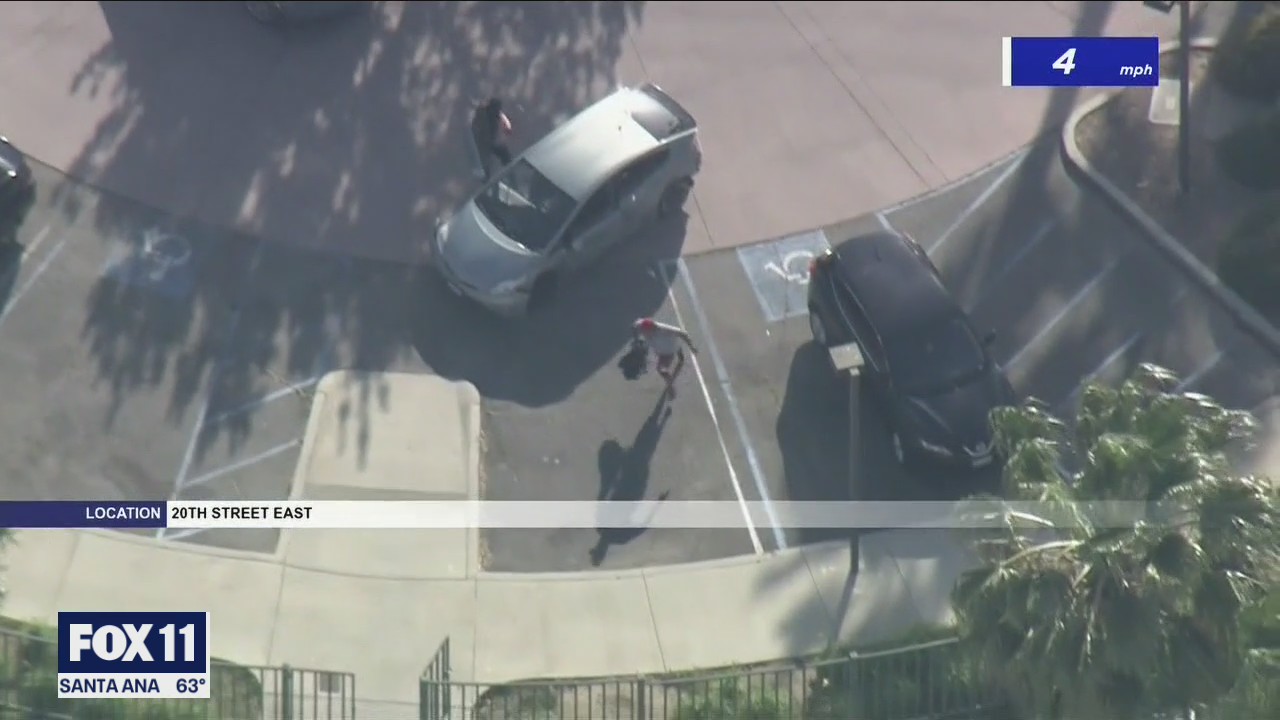 Kidnapping and chase suspect continues standoff with authorities