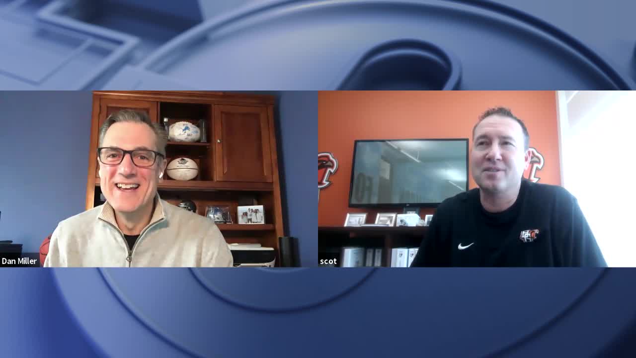 Bowling Green coach Scot Loeffler talks Brady, Henne, and NFL