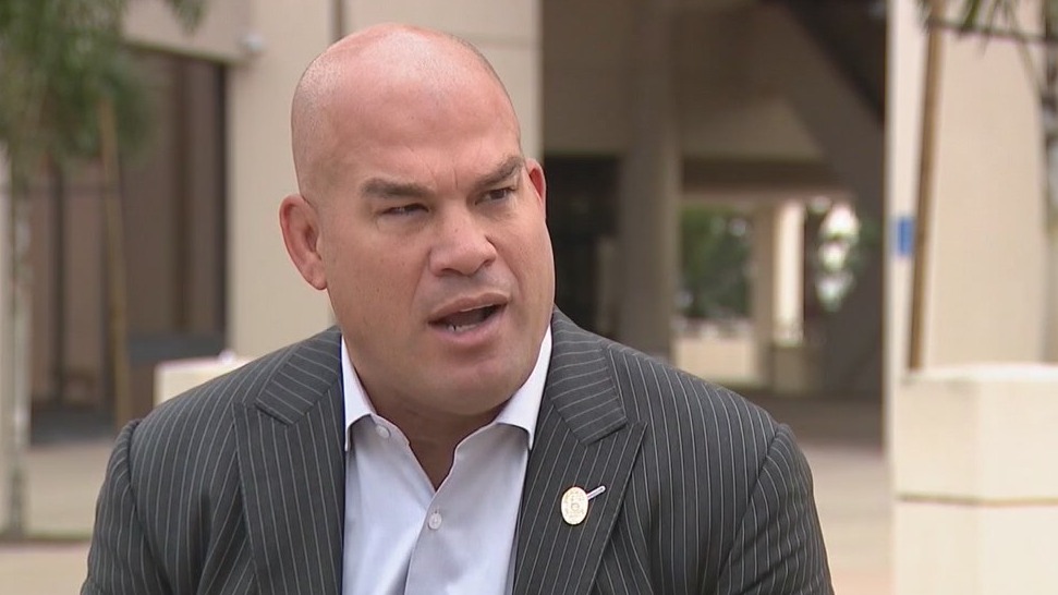 Tito Ortiz resigns from Huntington Beach City Council