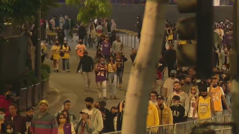 Lakers' hobble to first-round exit after losing series 4-2 to Suns