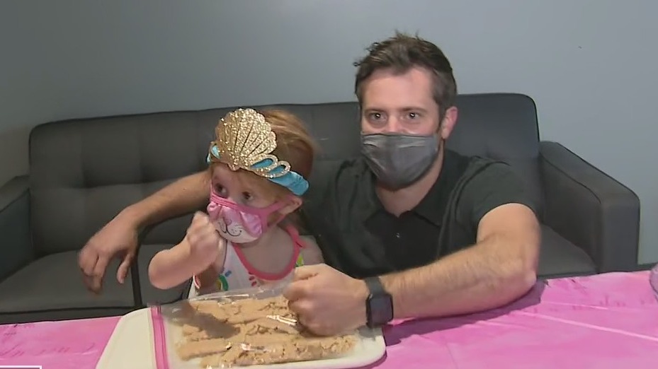 Dad and daughters cook Disney princess recipes