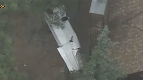 Small plane crashes near Big Bear Airport, 2 hurt