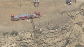 Body washes ashore in San Pedro days after man falls off Catalina Express