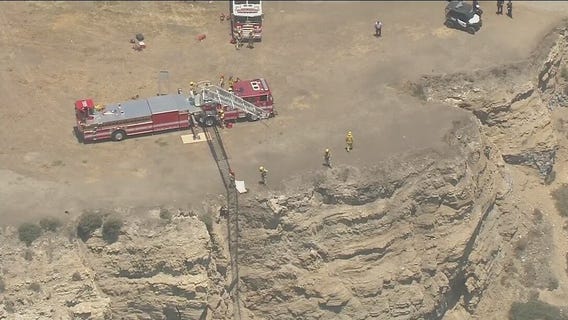 Body washes ashore in San Pedro days after man falls off Catalina Express