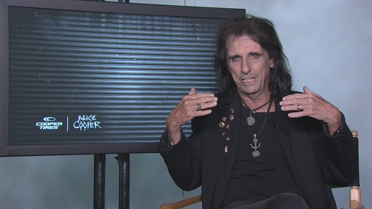 Alice Cooper talks his new album and his search for the best garage band in the country