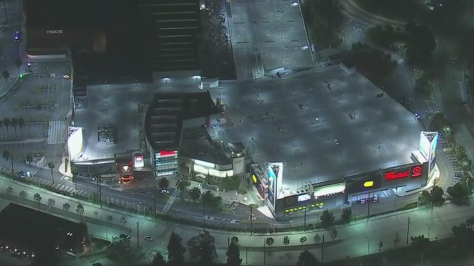 Person shot in leg at Westfield Mall in Culver City