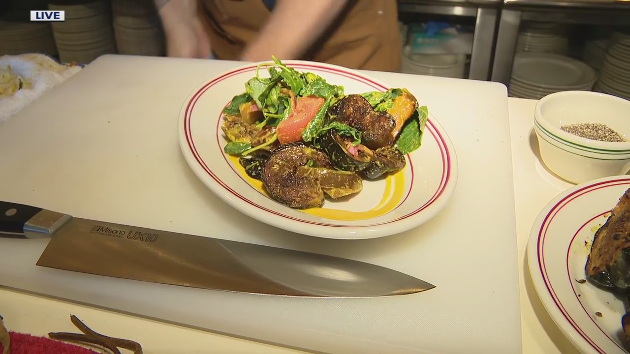 How to make an acorn squash salad