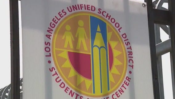 Teachers union wants LAUSD to require vaccination for eligible students