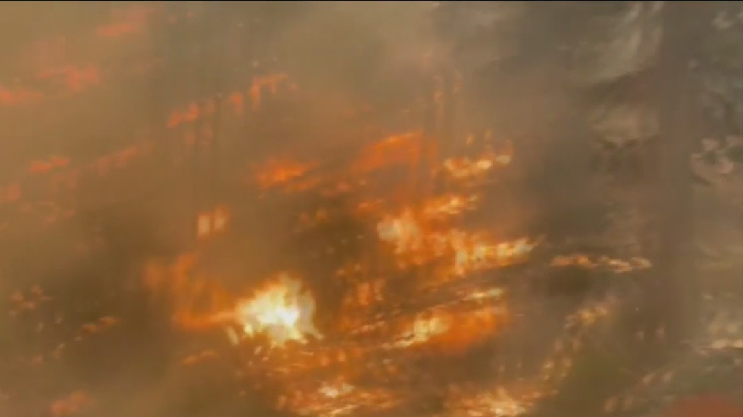 Thousands evacuated after Caldor Fire near Tahoe