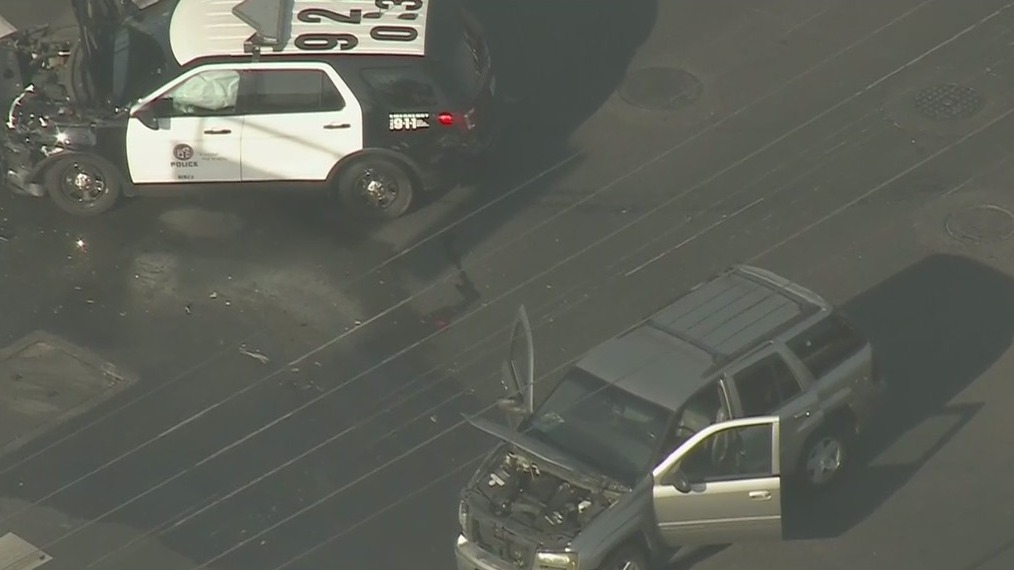 LAPD officer crashes cruiser while chasing possible DUI suspect in South Los Angeles