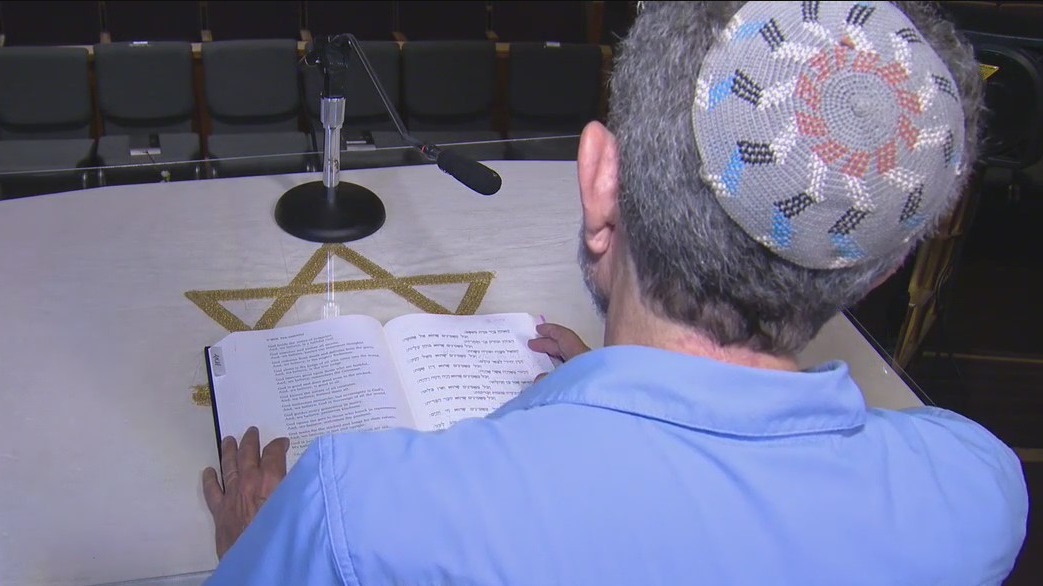 Celebrating the first night of Rosh Hashanah